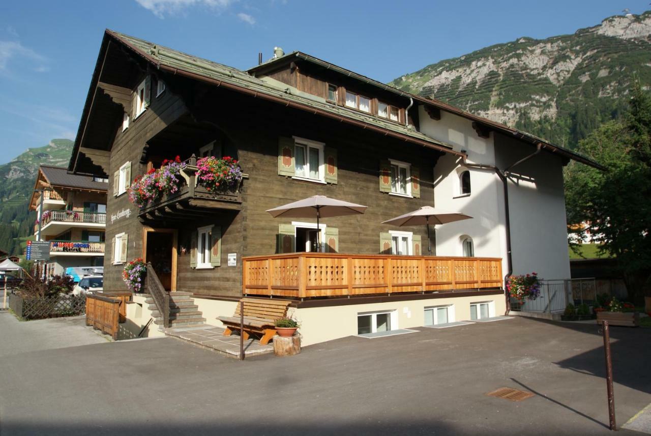 Haus Landbrugg Apartment Лех ам Алберг Екстериор снимка